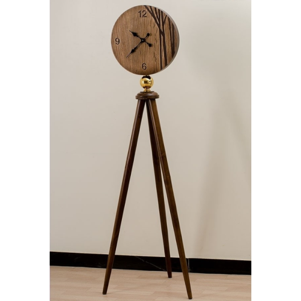 ساعت ایستاده چوبی مدل صنوبر کد SA29138، ساعت ایستاده پایه دار با ارتفاع 167 سانتی متر، جنس بدنه و صفحه ساعت از چوب