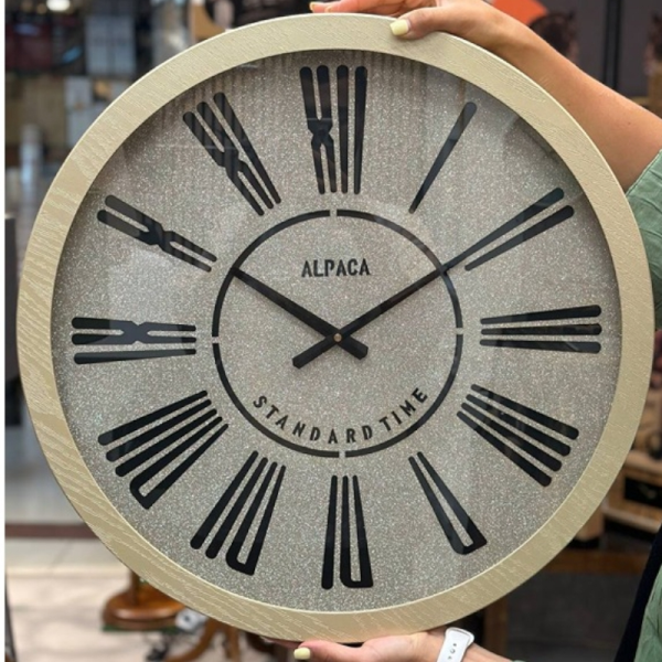  ساعت دیواری چوبی آلپاکا Alpaca کد AL29، ساعت دیواری گرد ام دی اف سایز 60 و موتور آرامگرد، ساعت دیواری با صفحه مینیمال و جذاب