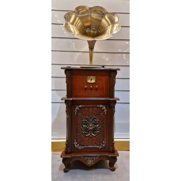 گرامافون ایستاده آنتیک چهار کاره 2206 قهوه ای، گرامافون مبله با شیپور بزرگ فلزی و قابلیت پخش انواع صفحه با سه دور، بلوتوث، فلش و رادیو مناسب دکوراسیون خانه، هتل و محل کار