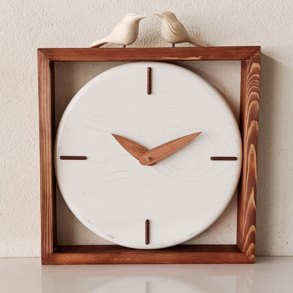 ساعت دیواری چوبی دست ساز مدل 132