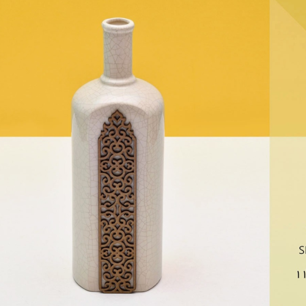 بطری یک تکه کد SR20034، بطری سرامیکی یک تکه و دکوری با طراحی ساده و زیبا و همینطور خلاقانه
