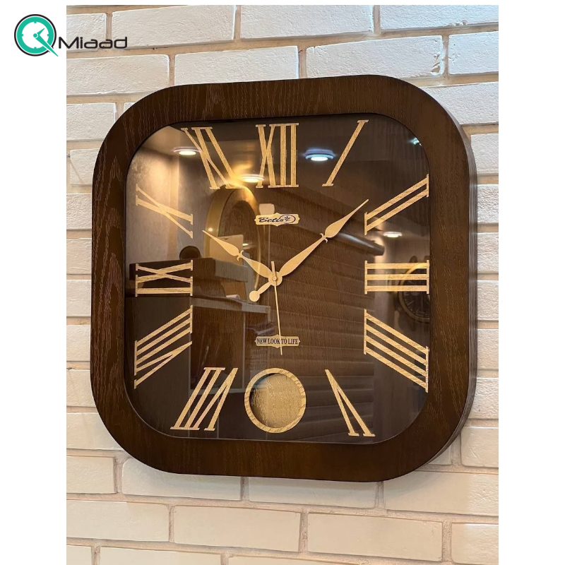 ساعت دیواری چوبی چهارگوش ورتیچ مدل 756