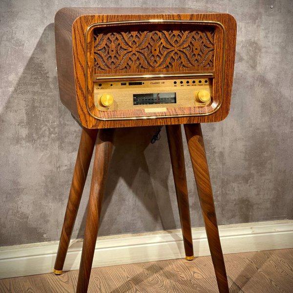 رادیو کلاسیک پایه دار مدل 109