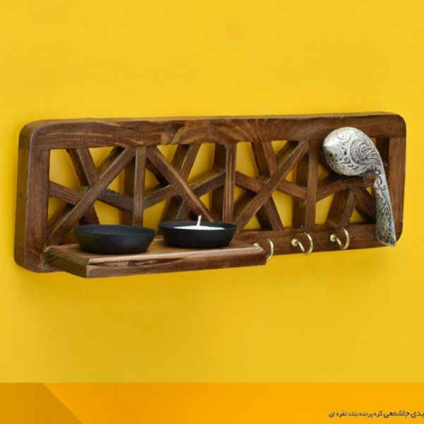 جاکلیدی و جاشمعی طرح گره پرنده بلند نقره ای مدل JA04033، جاکلیدی طرح سنتی مدل گره پرنده سایز 30x10x8 با طراحی اصیل و کلاسیک چوبی و طرح های سنتی روی بدنه