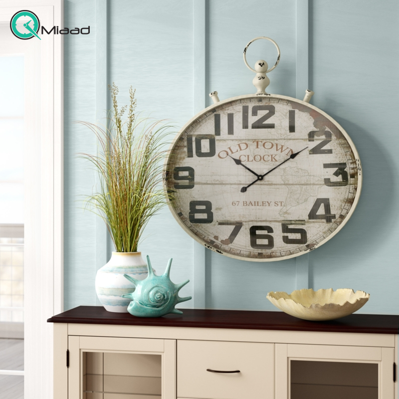 حس و حال ساعت دیواری؛ یک وسیله‌ی زنده در خانه