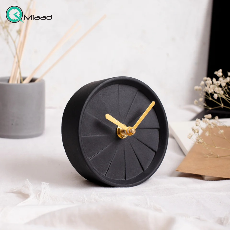 دکور خستهکننده؟ ساعت رومیزی خاص، راهحل شماست