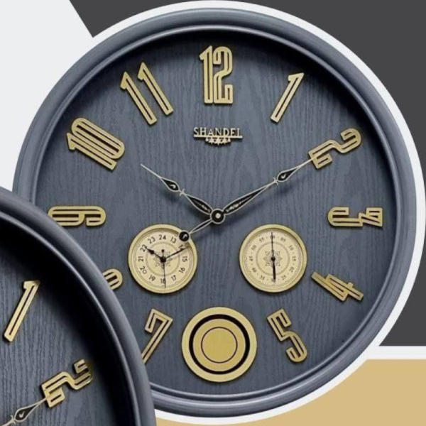 ساعت دیواری شاندل مدل X85 B، ساعت دیواری سه موتوره سایز 58 پلاستیکی طرح کلاسیک با صفحه تمام چوب و اعداد برجسته، دارای موتور ثانیه شمار مستقل، رنگ طوسی