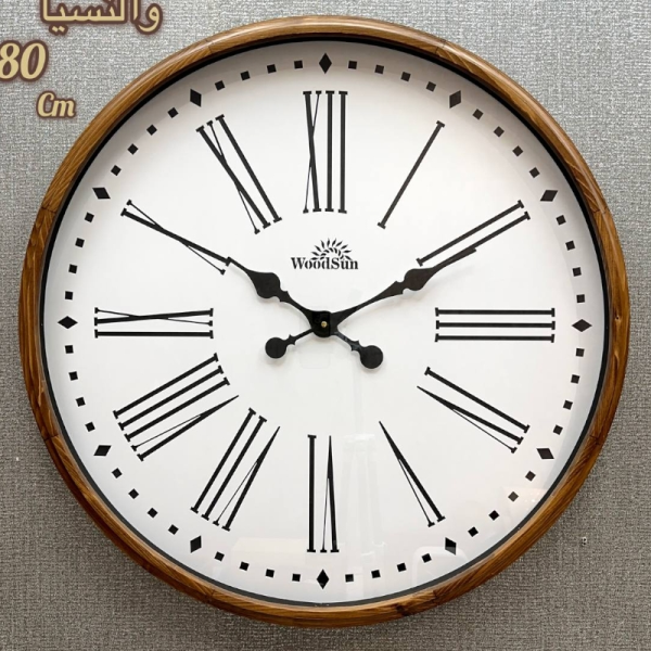 ساعت دیواری وودسان مدل والنسیا، ساعت دیواری ساخته شده با چوب طبیعی روس سبک کلاسیک، مدل والنسیا سایز 80، اعداد یونانی، رنگ سفید
