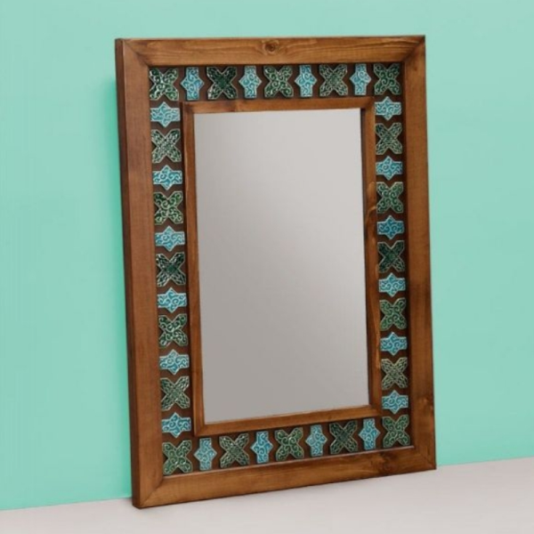 آینه چوبی چلیپا AY20097، آینه ای بسیار زیبا با طراحی چوبی و سنتی، سایز 80x60 سانت