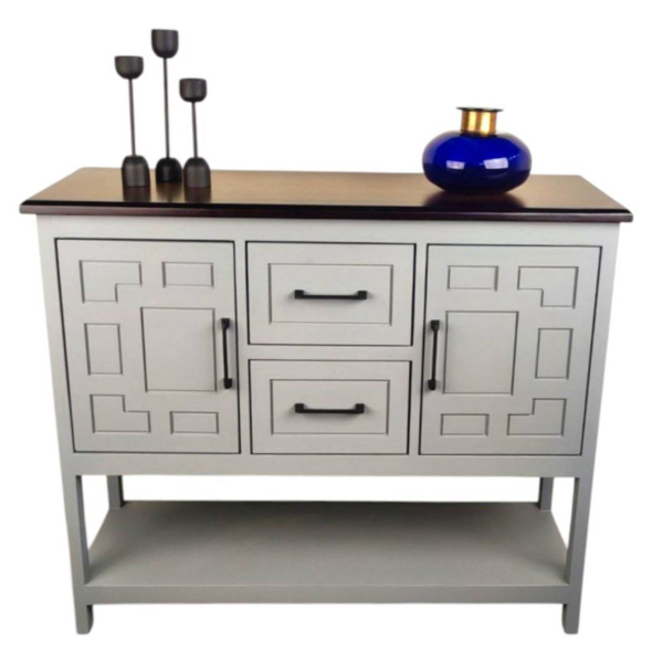 میز کنسول چوبی مشبک مدل KO03021، کنسول 120 کلاسیک طوسی رنگ با متریال طبیعی چوب مقاوم، دارای دو کشو و دو فضا برای نگهداری و سازماندهی وسایل و عناصر مورد نیاز