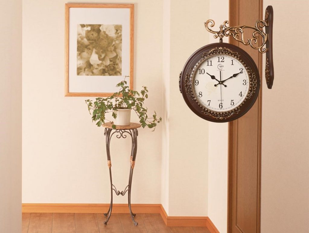 ساعت دیواری کلاسیک دو طرفه