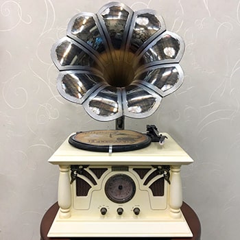 گرامافون رومیزی 4 کاره برند لاکچری رنگ کرم مدل 062E