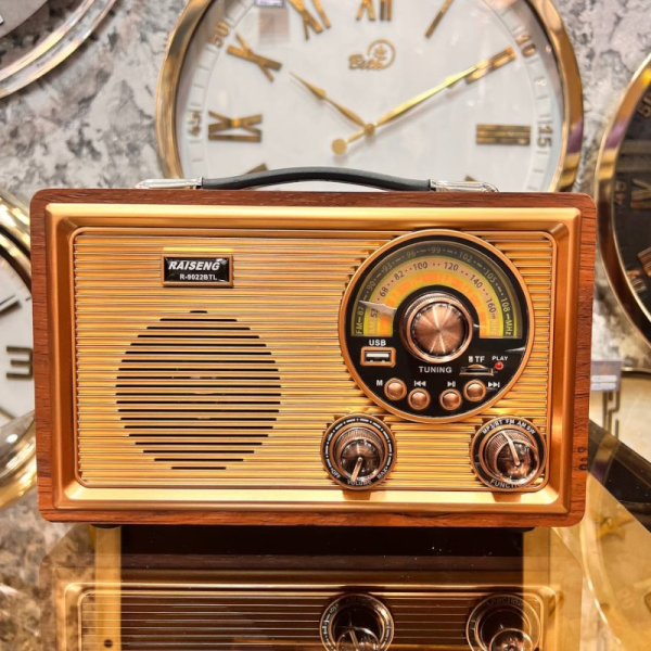 رادیو کلاسیک شارژی مدل 9029، رادیو طرح قدیمی با قابلیت های مدرن مثل بلوتوث / رادیو و پورت USB