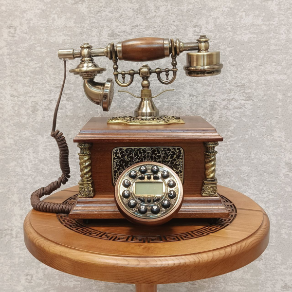 تلفن رومیزی چوبی والتر Walther مدل K28، تلفن رومیزی سلطنتی با طراحی نوین و کادویی شیک و هدیه نوستالژی با شماره‌گیر دکمه ای و کالر آیدی