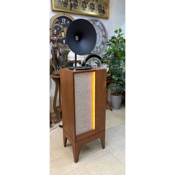 گرامافون ایستاده مدرن هلموت (Helmot)، شیپور فلزی، کارایی بی نظیر مثل (صفحه خور، بلوتوث، رادیو و ...)